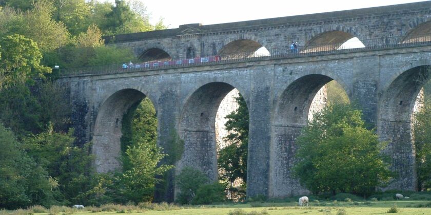 *cchirk viaduct and aqueduct