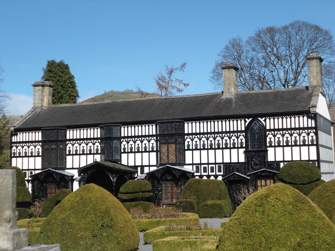 *plas newydd llangollen