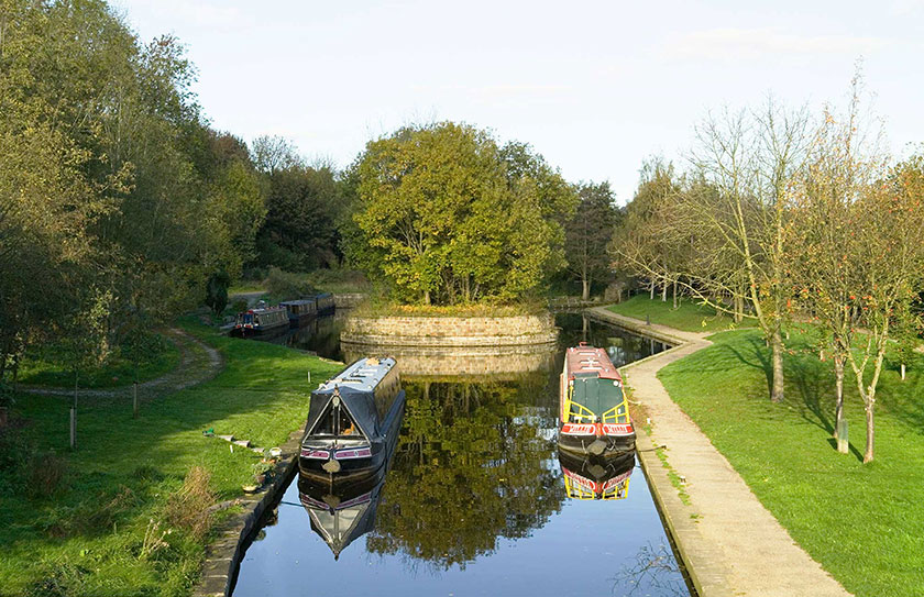 Sbardun ar gyfer rheilffordd Brook Rhiwabon Brook a Chamlas Plas Kynaston Spurs for Ruabon Brook railway and Plas Kynaston Canal