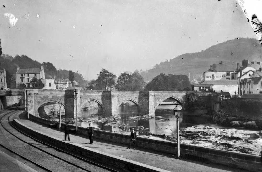 Bridge & Railway Station John Thomas 1875