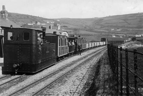 Glyn Valley Tramway train with goods and passengers