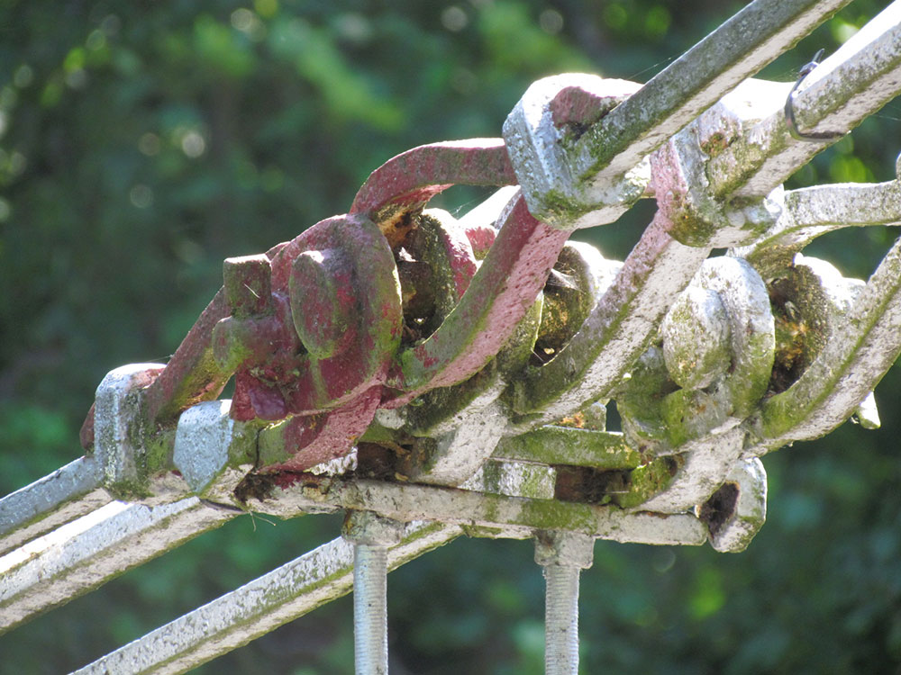 Chain link detail Llangollen Chain Bridge